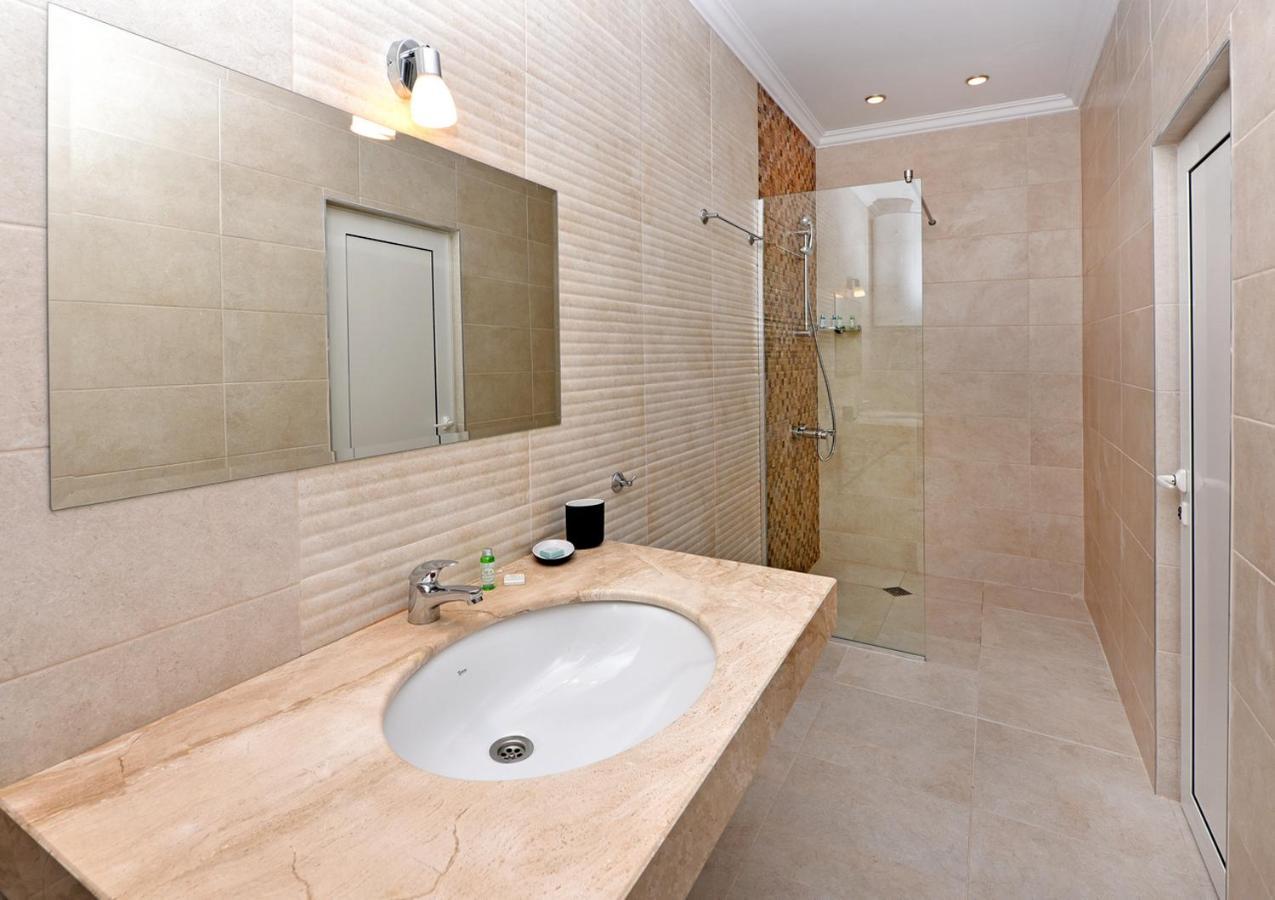 Sirena Palace Family Hotel Obzor Dış mekan fotoğraf