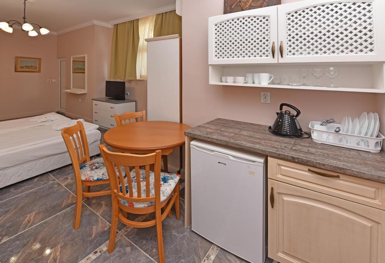Sirena Palace Family Hotel Obzor Dış mekan fotoğraf