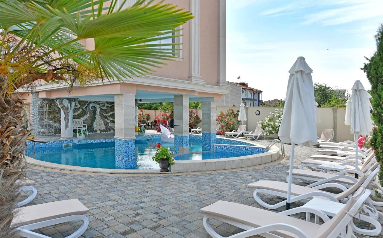 Sirena Palace Family Hotel Obzor Dış mekan fotoğraf