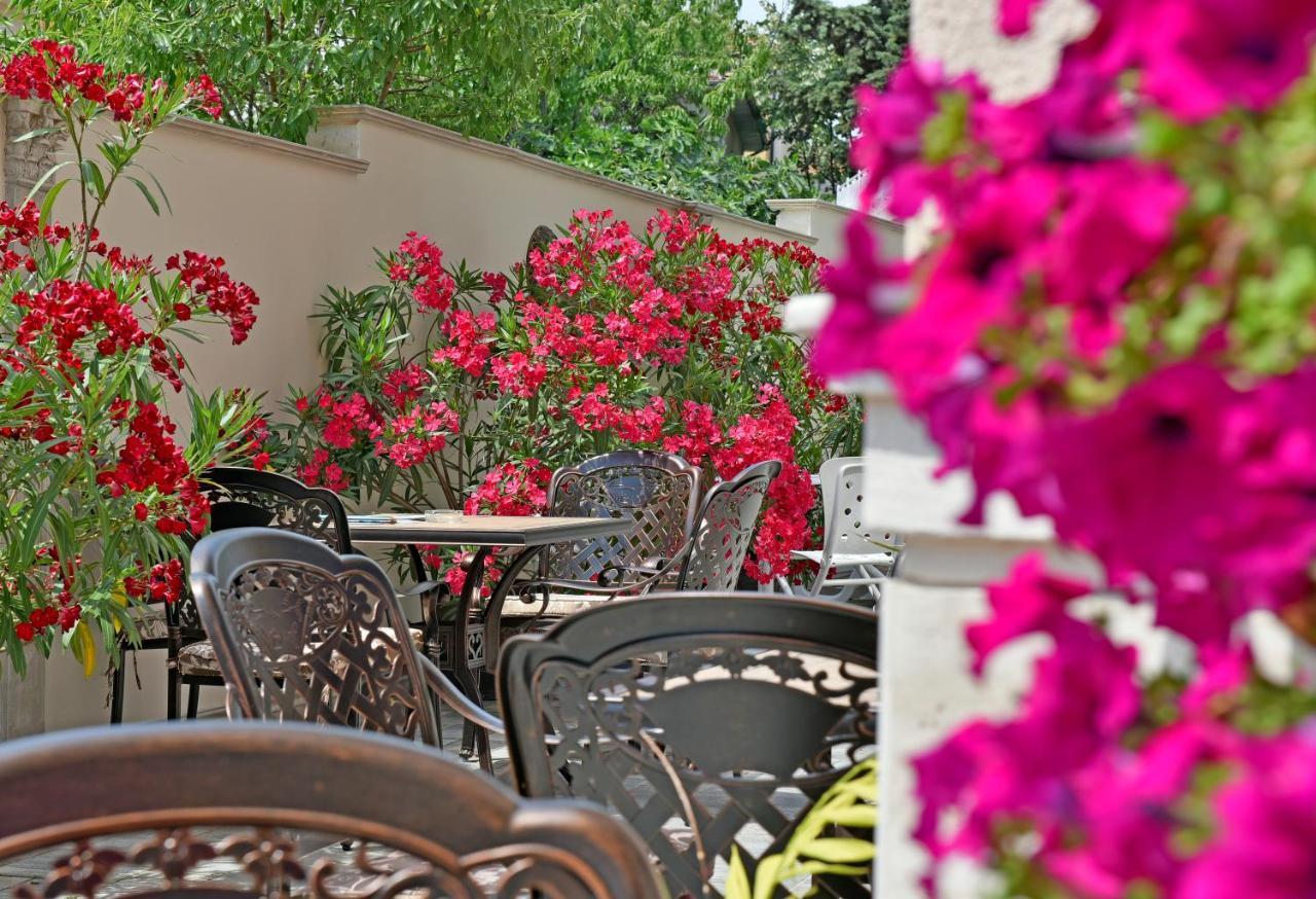 Sirena Palace Family Hotel Obzor Dış mekan fotoğraf