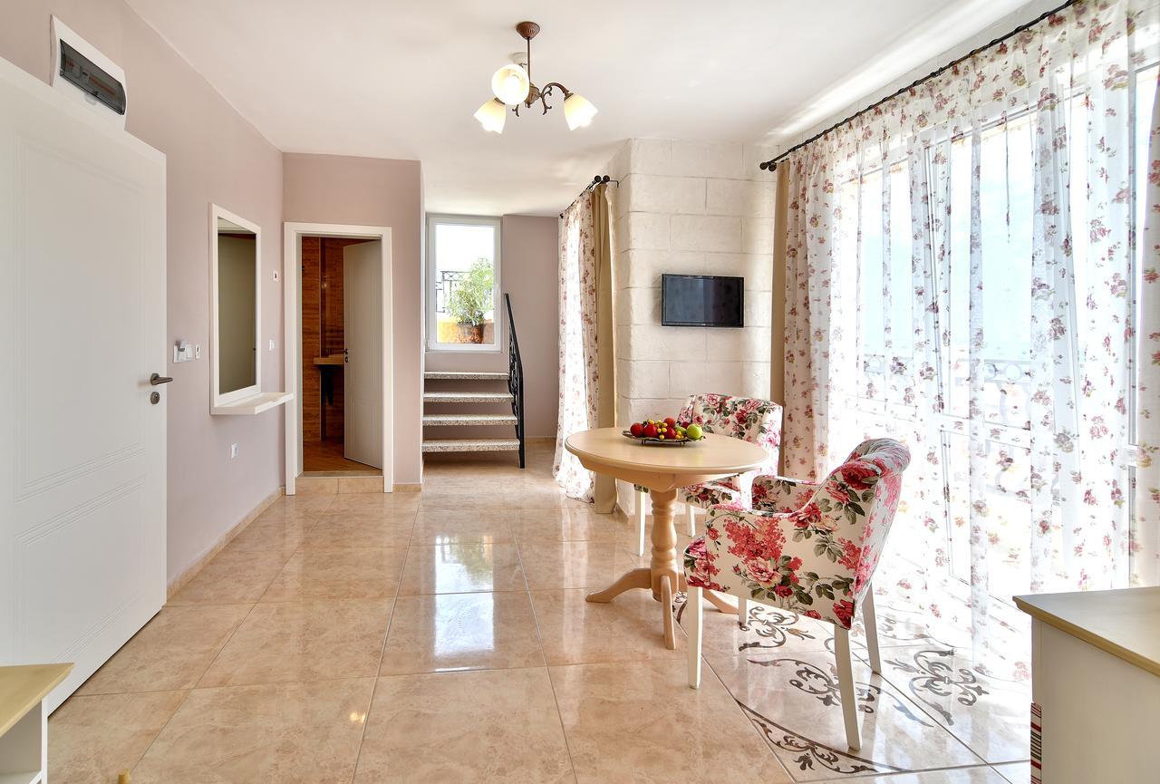 Sirena Palace Family Hotel Obzor Dış mekan fotoğraf