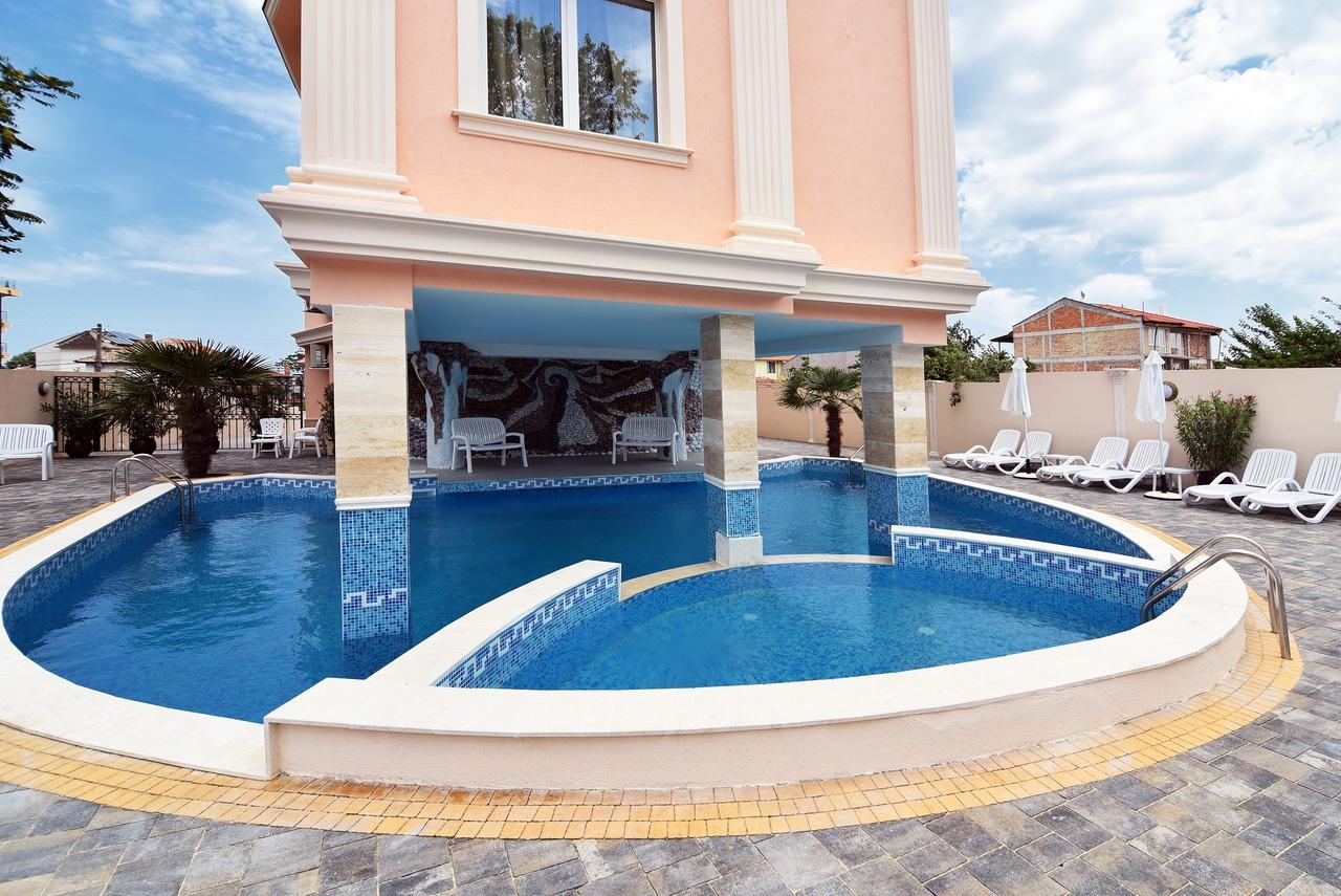 Sirena Palace Family Hotel Obzor Dış mekan fotoğraf