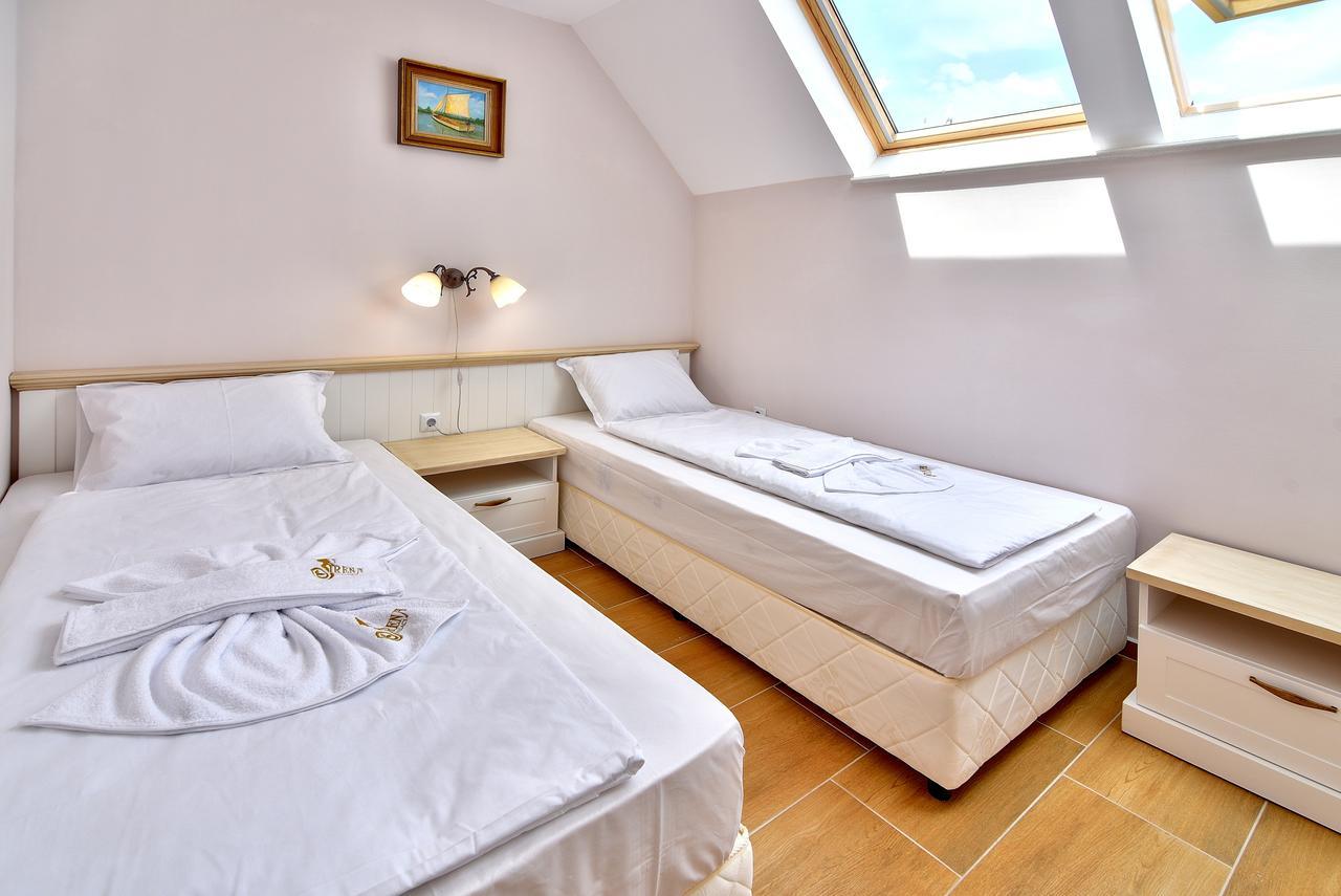 Sirena Palace Family Hotel Obzor Dış mekan fotoğraf