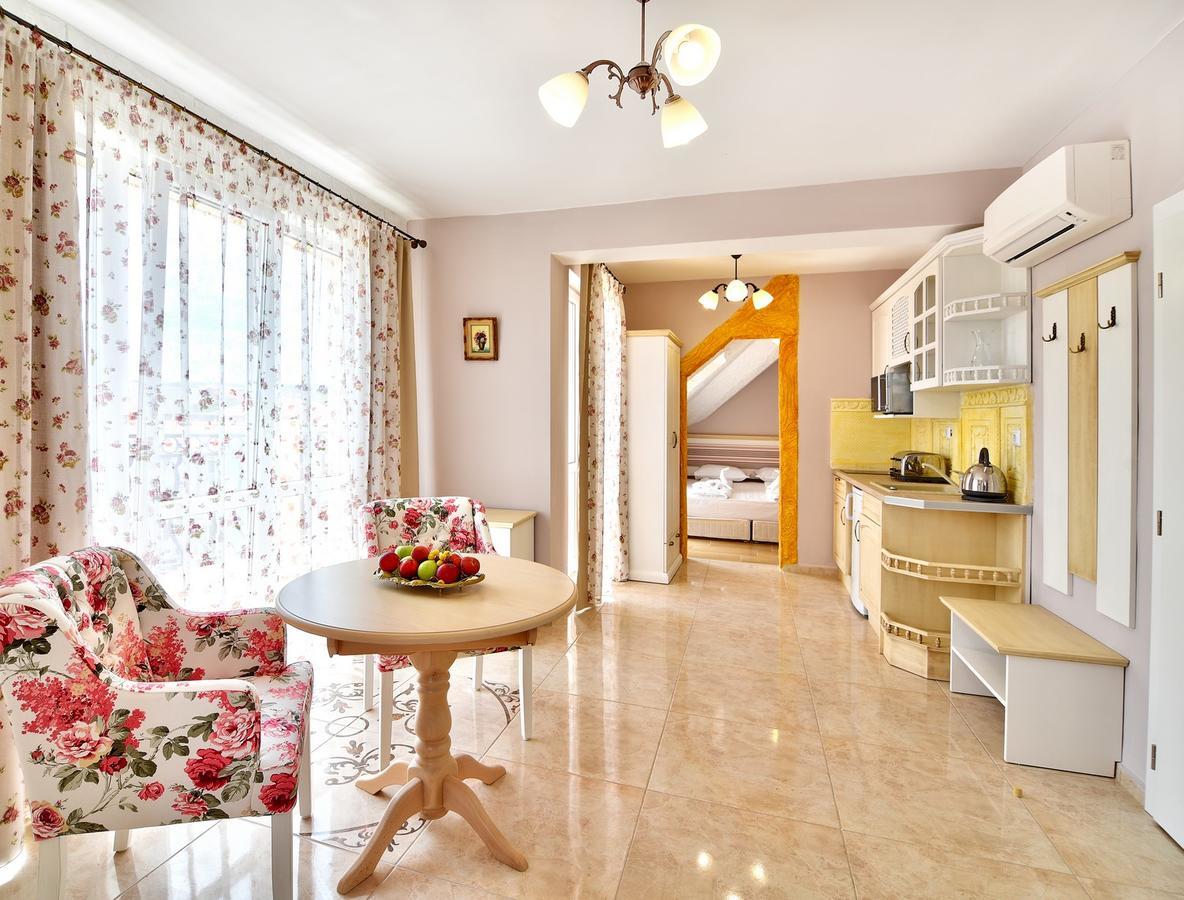 Sirena Palace Family Hotel Obzor Dış mekan fotoğraf