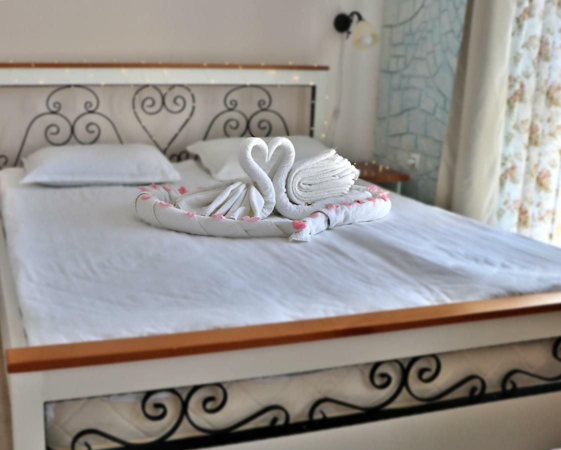 Sirena Palace Family Hotel Obzor Oda fotoğraf